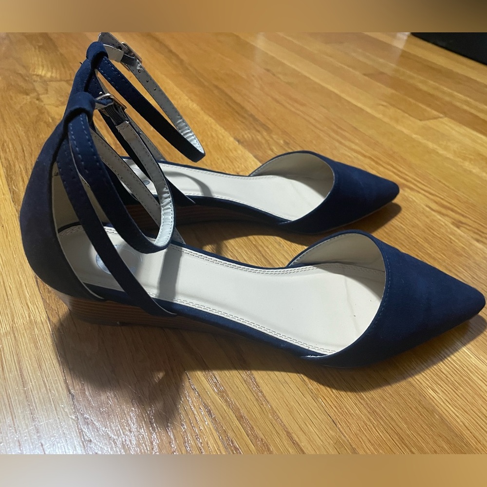 Chic Navy Blue Women's wedges